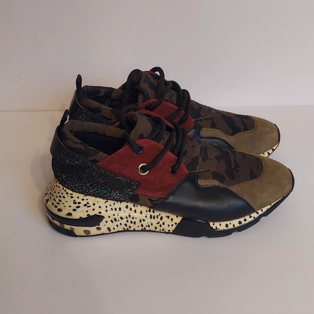Steve Madden Cliff Sneakers Wineberry & Olive Sz. 9.5 Athletic Streetwear